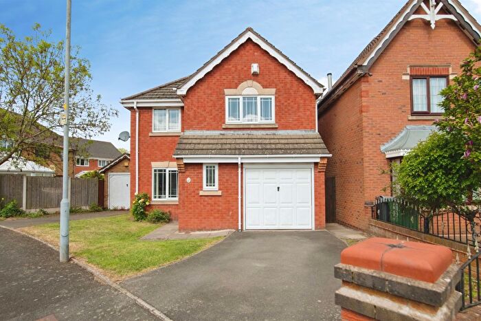 3 Bedroom Detached House For Sale In Standbridge Way, Tipton, DY4