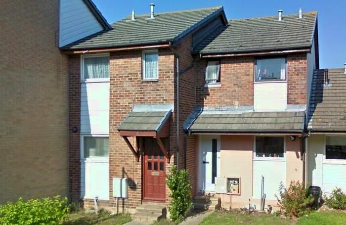 2 Bedroom Terraced House To Rent In Alvington Manor View, Newport, PO30