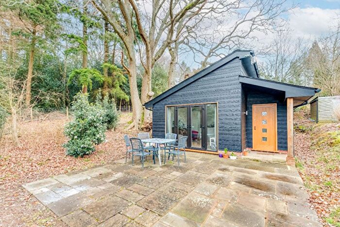 1 Bedroom Detached House To Rent In Grayshott Road, Headley Down, Bordon, GU35