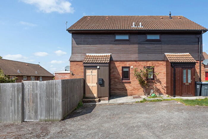 1 Bedroom Cluster House For Sale In Cornfield Road, Devizes, SN10