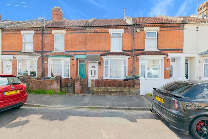 2 Bedroom House To Rent In Cranbourne Road, Gosport, PO12