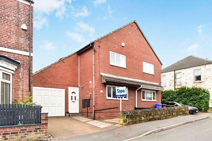 3 Bedroom Semi-Detached House For Sale In Leedham Road, Sheffield, S5