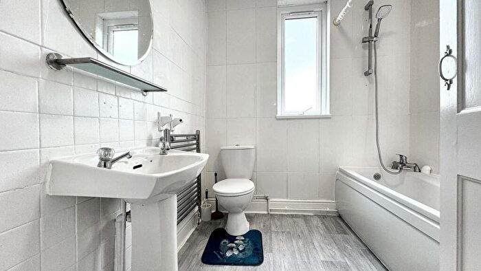 1 Bedroom Semi-Detached House To Rent In Toronto Road, Bristol, BS7