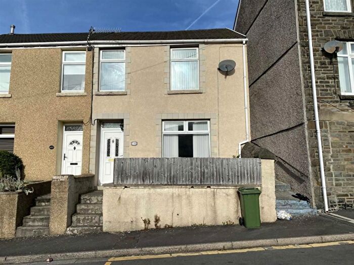 3 Bedroom End Terrace House For Sale In Glanaman Road, Cwmaman, Aberdare, CF44