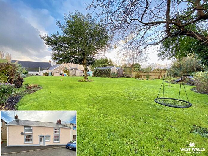 3 Bedroom End Of Terrace House For Sale In Alstred Street, Kidwelly, SA17