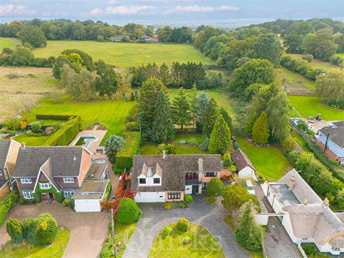 4 Bedroom Detached House For Sale In Downham Road, Downham, Billericay, CM11