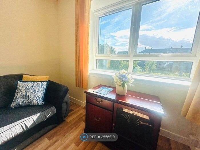 3 Bedroom Flat To Rent In Printfield Terrace, Aberdeen, AB24