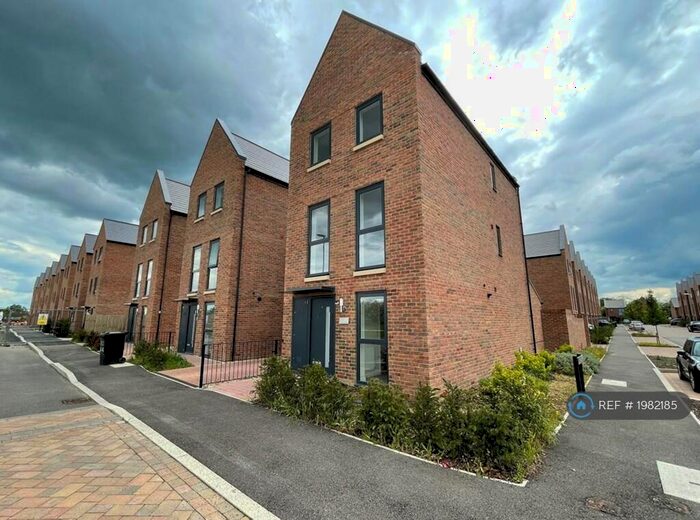 4 Bedroom Detached House To Rent In Falmouth Avenue, Cambridge, CB3