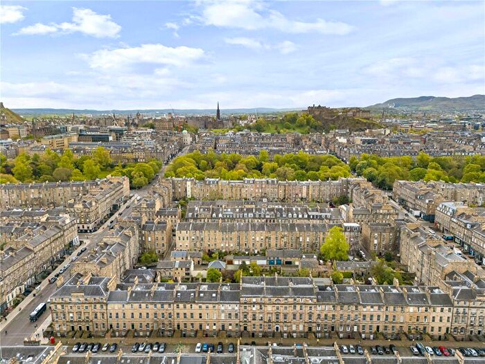 3 Bedroom Apartment For Sale In Great King Street, New Town, Edinburgh, Midlothian, EH3