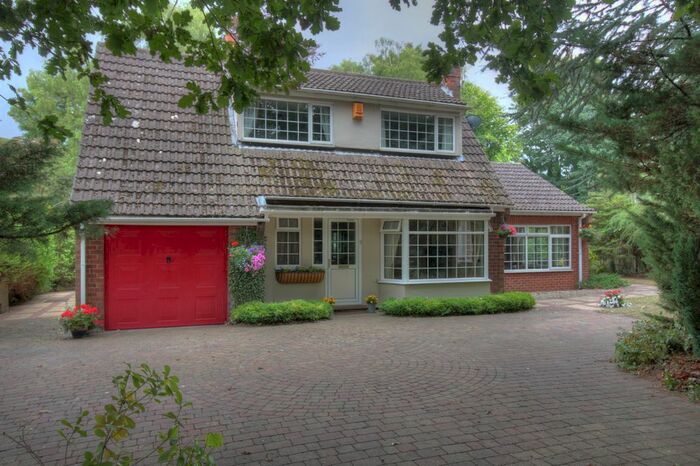 3 Bedroom Detached House For Sale In Kirton Road, Greetwell, Brigg, DN20