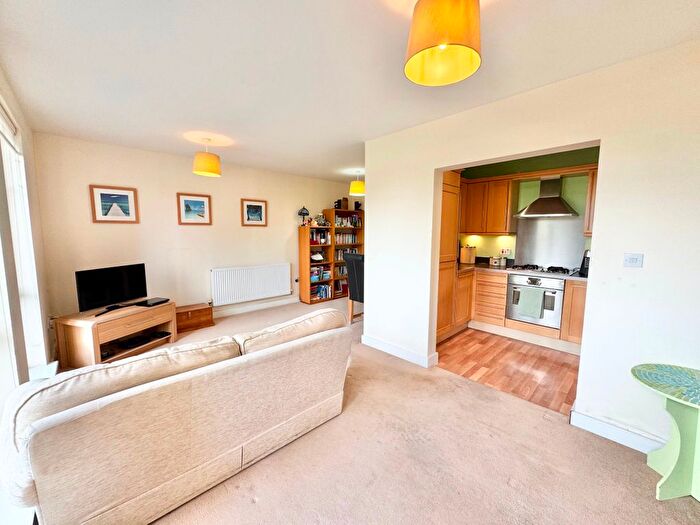 1 Bedroom Flat For Sale In Mariners Wharf, Newhaven, BN9