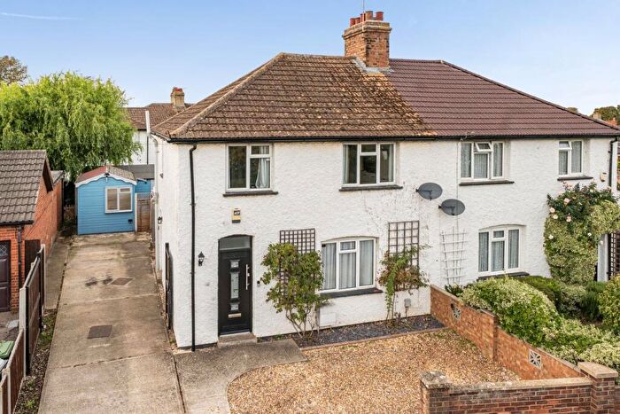 3 Bedroom Semi-Detached House For Sale In House Lane, Arlesey, SG15