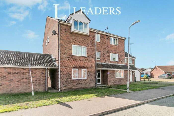 2 Bedroom Apartment To Rent In Constable Avenue, Clacton-on-Sea, CO16