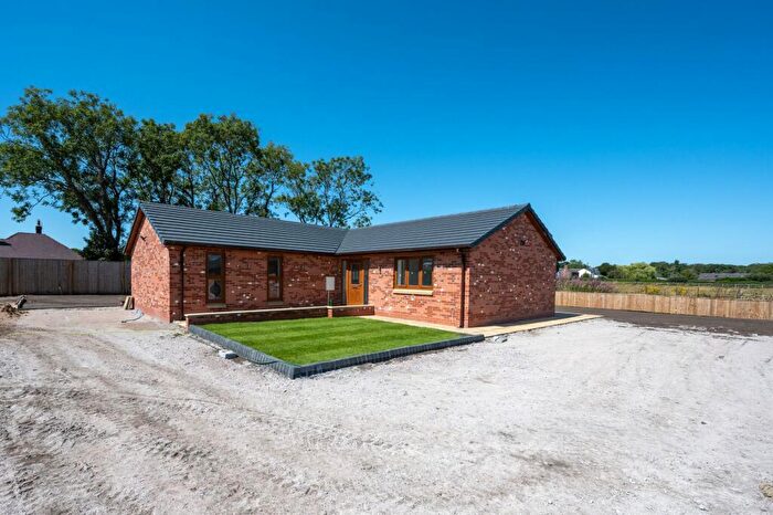 3 Bedroom Detached Bungalow For Sale In Abbey Gardens, Lydiate, L31