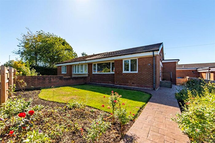 2 Bedroom Semi-Detached Bungalow For Sale In Neptune Road, Dumpling Hall, NE15