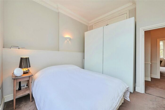 1 Bedroom Flat To Rent In Hyde Park Square, London, W2