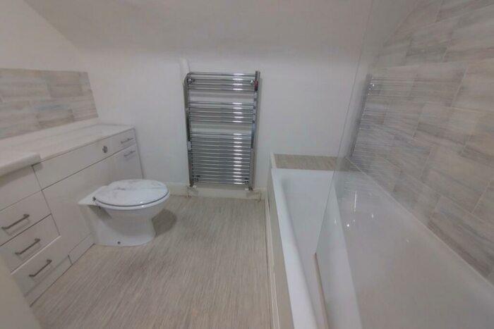 2 Bedroom Apartment To Rent In Clifton Road, Folkestone, Kent, CT20