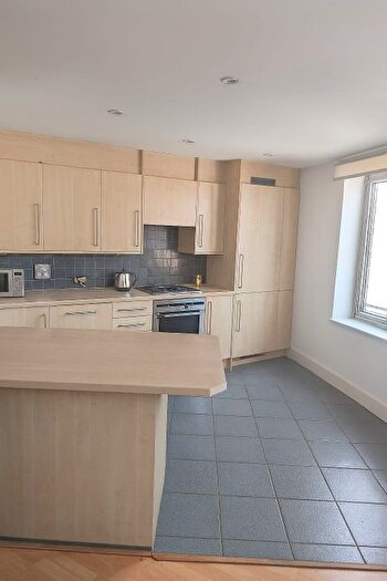 1 Bedroom Flat To Rent In Owen Street, London, EC1V