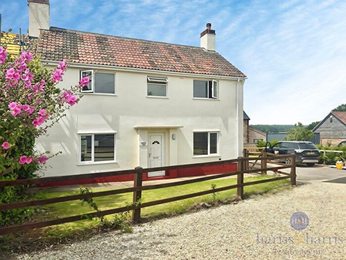 3 Bedroom Semi-Detached House To Rent In Knowle St. Giles, Chard, TA20