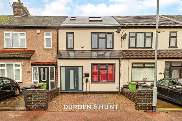 4 Bedroom Terraced House For Sale In Westminster Gardens, Barking, IG11