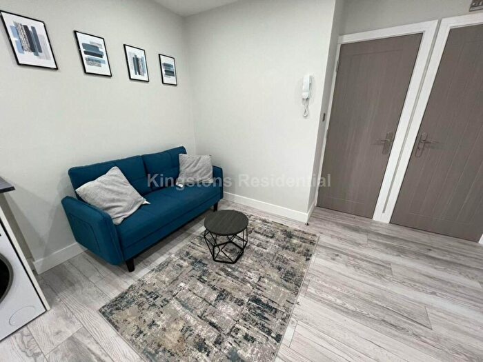 1 Bedroom Flat To Rent In Albany Road, Roath, Cardiff, CF24