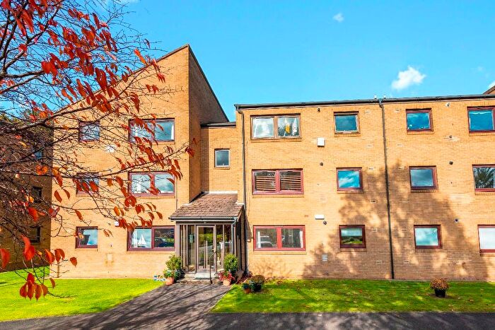2 Bedroom Flat To Rent In Clark Place, Inverleith, Edinburgh, EH5