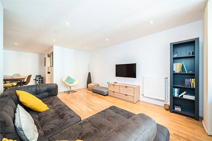 2 Bedroom Flat To Rent In Admirals Tower, Dowells Street, London, SE10
