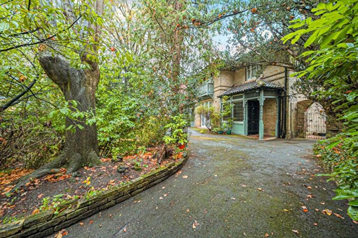 4 Bedroom Detached House For Sale In Highfield Hill, Crystal Palace, London, SE19