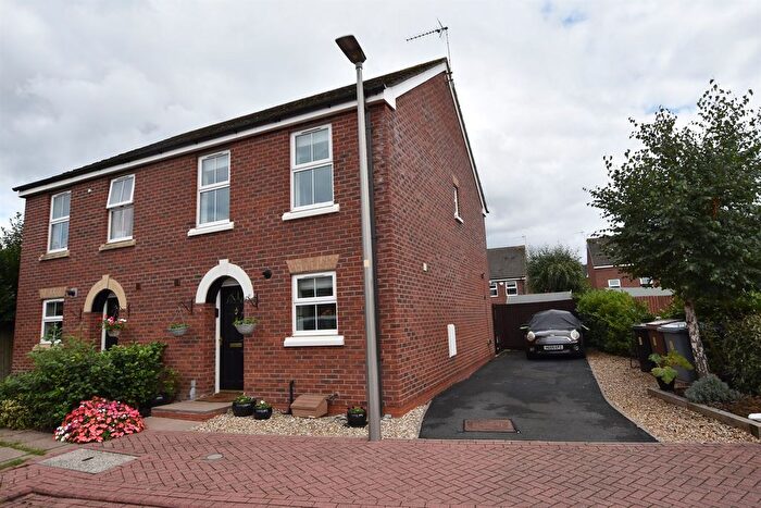 3 Bedroom Semi Detached House For Sale In Poplar Court, CW5