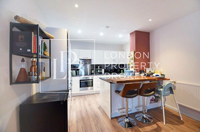 2 Bedroom Flat For Sale In Catalina House, Goodmans Field, E1