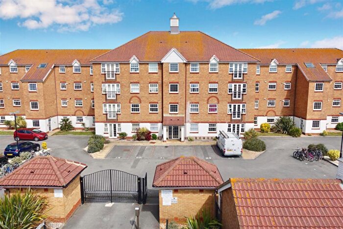 2 Bedroom Apartment To Rent In Watersedge, Anchor Close, Shoreham By Sea, BN43