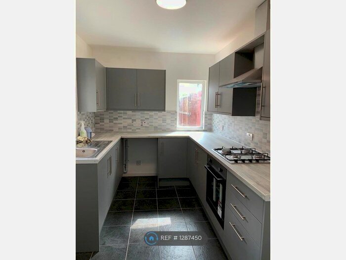 3 Bedroom Terraced House To Rent In Robins Lane, St Helens, WA9