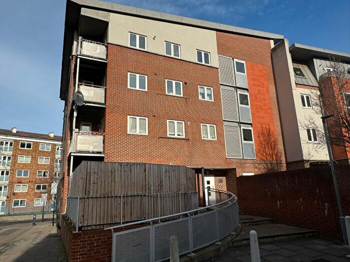 2 Bedroom Property To Rent In Bradstock Road, London, E9