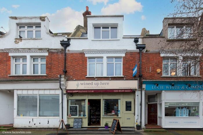 3 Bedroom Apartment To Rent In Coombe Road, Kingston, KT2