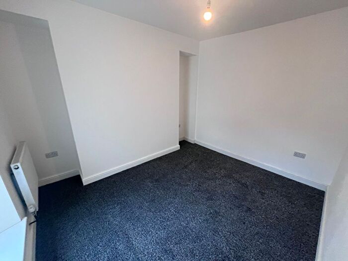 2 Bedroom End Terrace House To Rent In Waun Y Pistyll, Treboeth, SA5