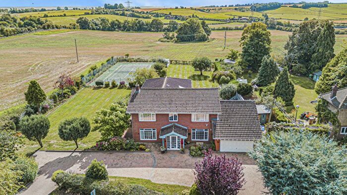 5 Bedroom Detached House For Sale In Gidley Way, Oxford, OX33