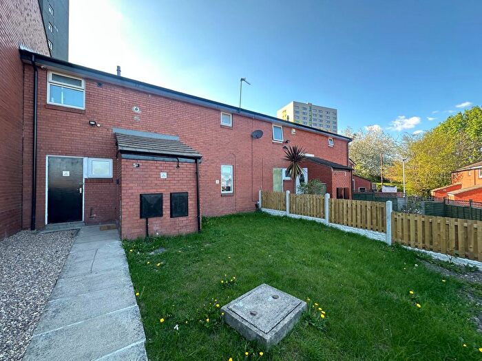 3 Bedroom Terraced House To Rent In Lovell Park View, Leeds, West Yorkshire, LS7