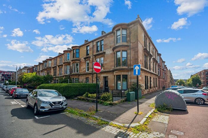 2 Bedroom Flat To Rent In Lawrence Street, Dowanhill, Glasgow, G11
