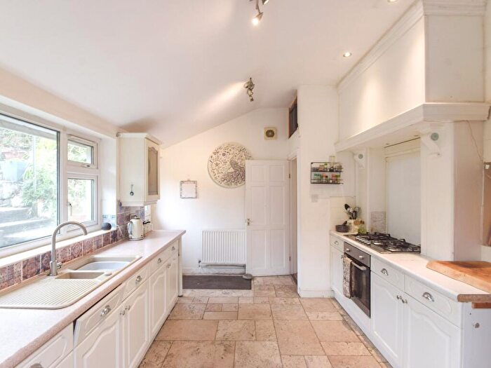 2 Bedroom Detached House For Sale In Ponthenry, Llanelli, SA15