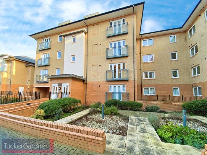 1 Bedroom Apartment To Rent In Hampden Gardens, Cambridge, CB1