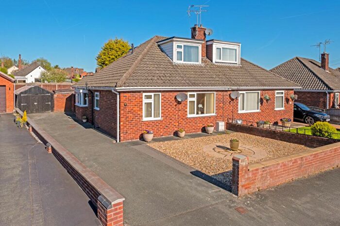 2 Bedroom Semi-Detached Bungalow For Sale In Woodlands Drive, Hawarden, CH5