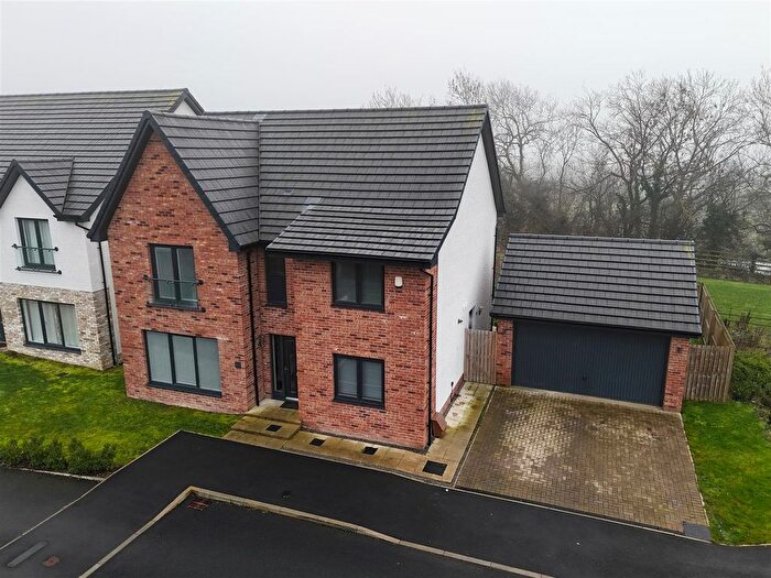 4 Bedroom Detached House To Rent In Ash Lane, Low Coniscliffe, DL2