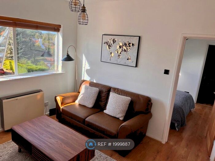 1 Bedroom Flat To Rent In Swonnells Court, Lowestoft, NR32