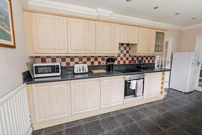 5 Bedroom Detached Bungalow To Rent In Carrbridge Close, Bournemouth, BH3