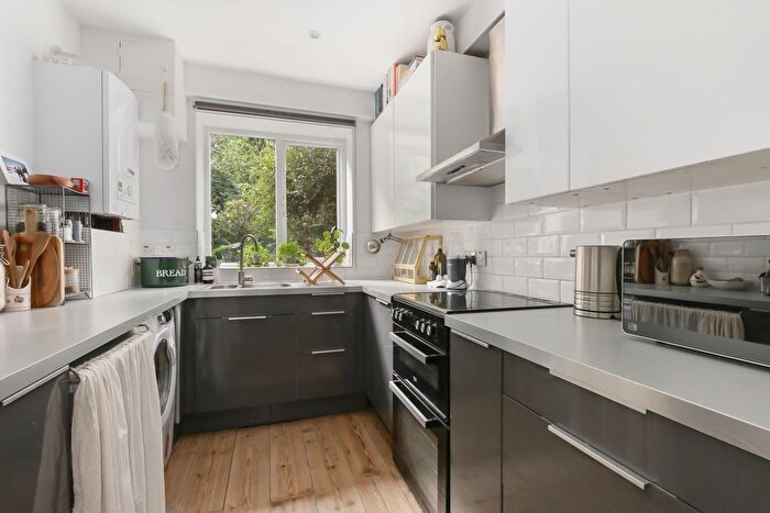 1 Bedroom Flat To Rent In Petherton Road, Highbury, London, N5