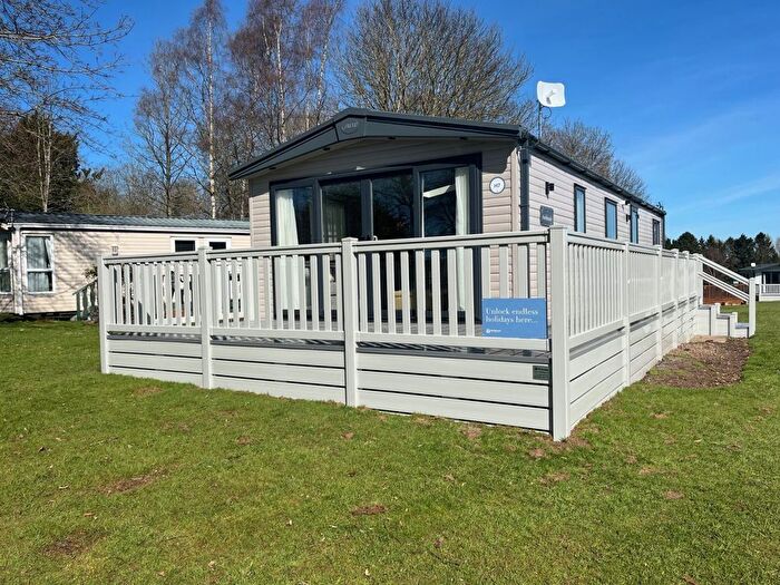 3 Bedroom Mobile/park Home For Sale In Kelso, TD5