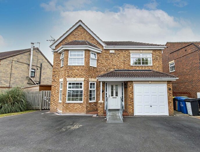 4 Bedroom Detached House For Sale In Bamford Road, Inkersall, Chesterfield, S43