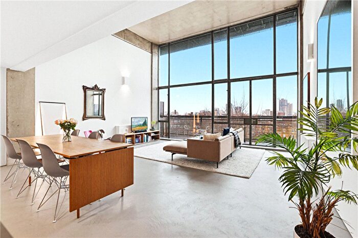 2 Bedroom Flat To Rent In Wenlock Road, Old Street, London, N1