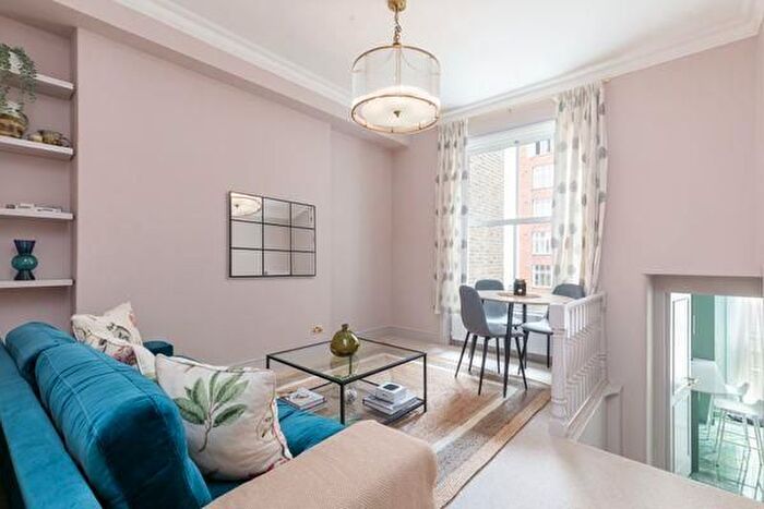 2 Bedroom Property To Rent In Hatherley Grove, London, W2