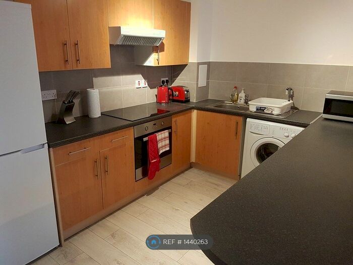 2 Bedroom Flat To Rent In Blackfriars Road, Glasgow, G1